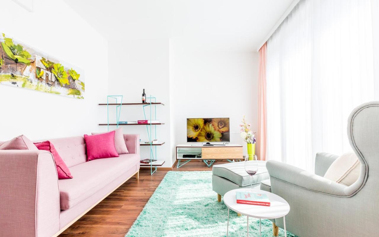 Simtown Suite Apartments Vienne Extérieur photo
