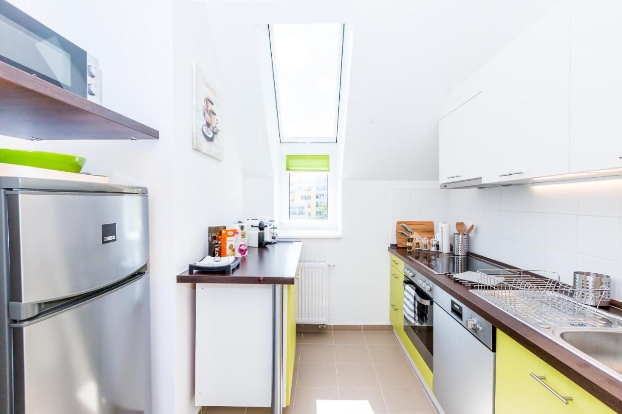Simtown Suite Apartments Vienne Extérieur photo