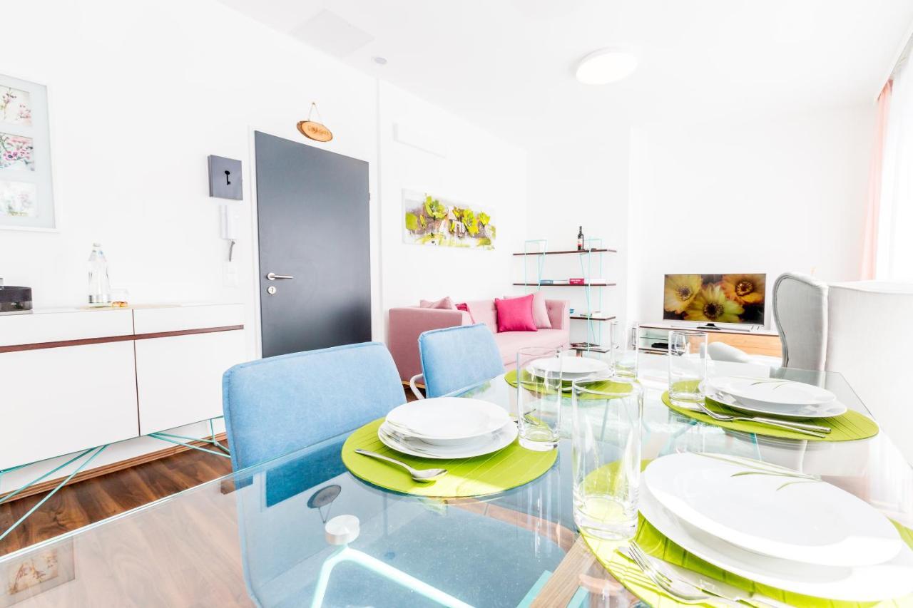 Simtown Suite Apartments Vienne Extérieur photo