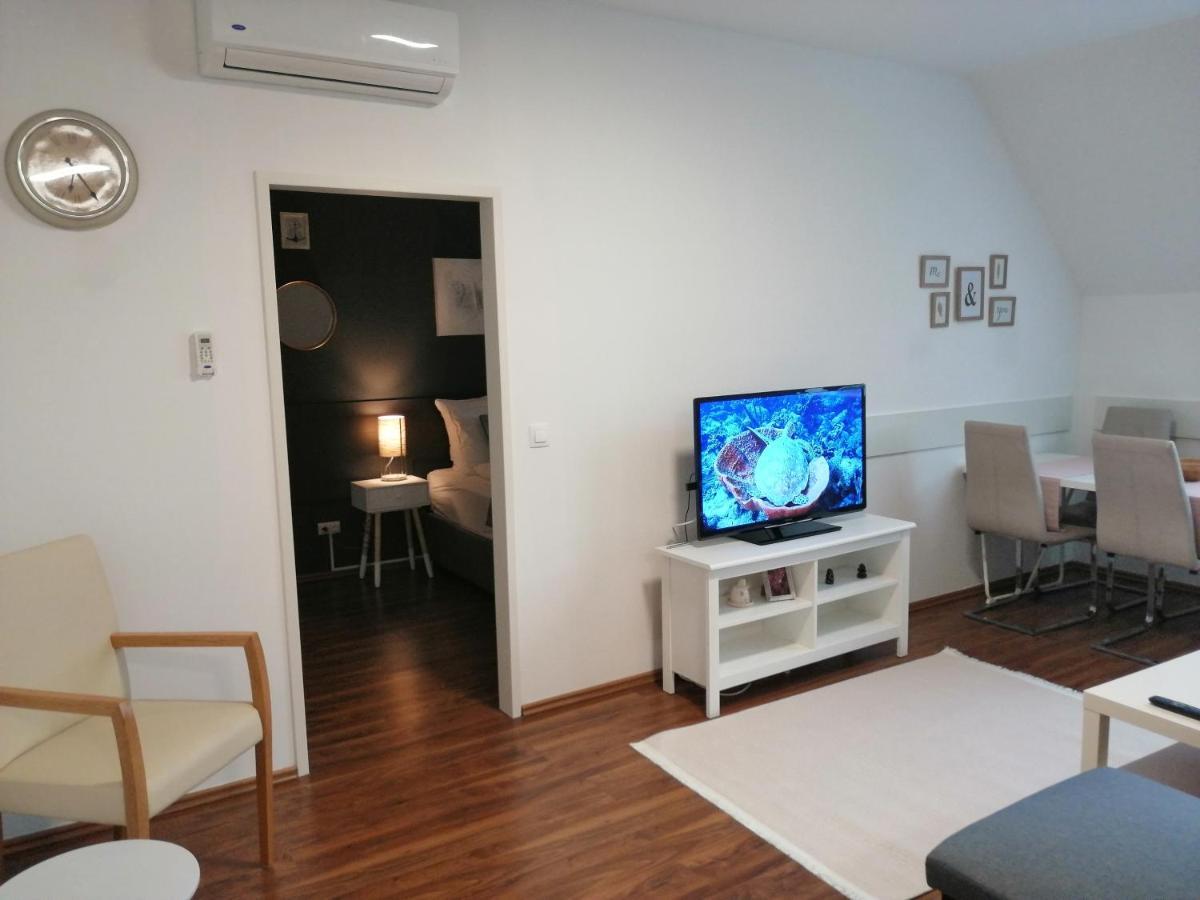 Simtown Suite Apartments Vienne Extérieur photo